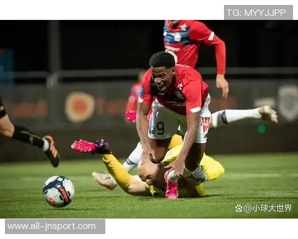 罗马对阵里尔首发阵容公布齐米卡斯佩莱格里尼弗格森领衔吉鲁出战 罗马对阵里尔首发阵容公布齐米卡斯佩莱格里尼弗格森领衔吉鲁出战