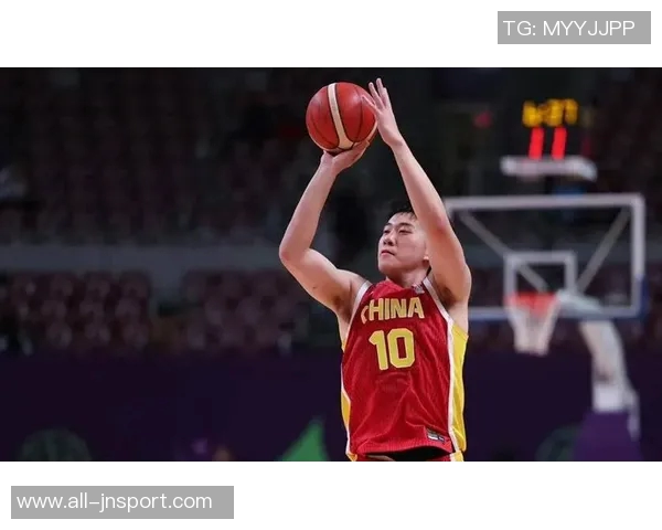 新赛季NCAA备战热潮王俊杰在旧金山大学球馆全力训练展现拼搏精神 新赛季NCAA备战热潮王俊杰在旧金山大学球馆全力训练展现拼搏精神