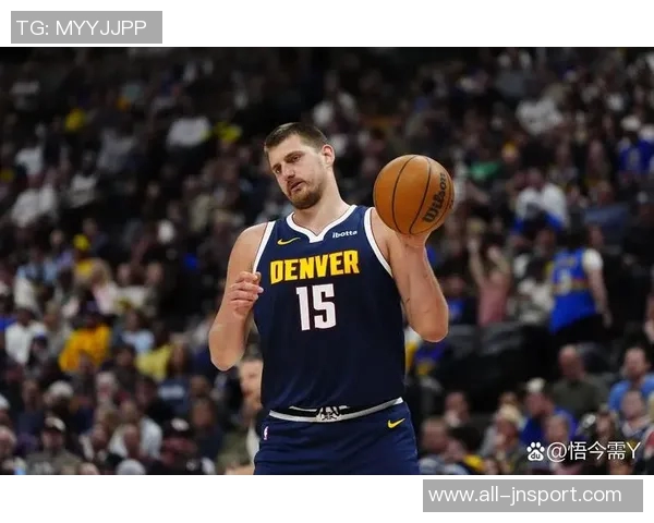 约基奇轻松出战21分钟高效得分17分并贡献6篮板5助攻但失误次数达6次 约基奇轻松出战21分钟高效得分17分并贡献6篮板5助攻但失误次数达6次