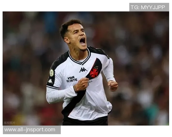 瓦斯科达迦马主帅赞库蒂尼奥刻苦训练称罗马里奥为足球巨星 瓦斯科达迦马主帅赞库蒂尼奥刻苦训练称罗马里奥为足球巨星