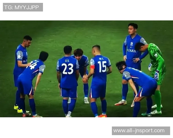 申花与首尔FC半场战成平局申花多次射门未能破门阿苏埃错失良机 申花与首尔FC半场战成平局申花多次射门未能破门阿苏埃错失良机