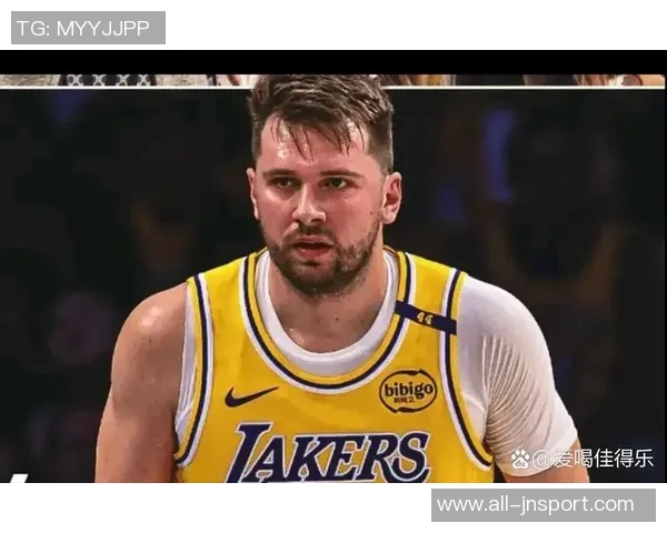 湖记:詹姆斯退役传闻东契奇与里夫斯尚未直接询问他 湖记:詹姆斯退役传闻东契奇与里夫斯尚未直接询问他