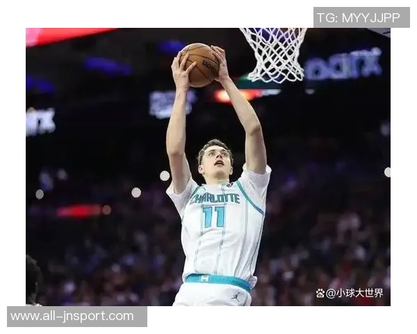 克尼佩尔表现惊艳4号秀16投7中斩获20分12篮板2助攻展现新秀风采 克尼佩尔表现惊艳4号秀16投7中斩获20分12篮板2助攻展现新秀风采