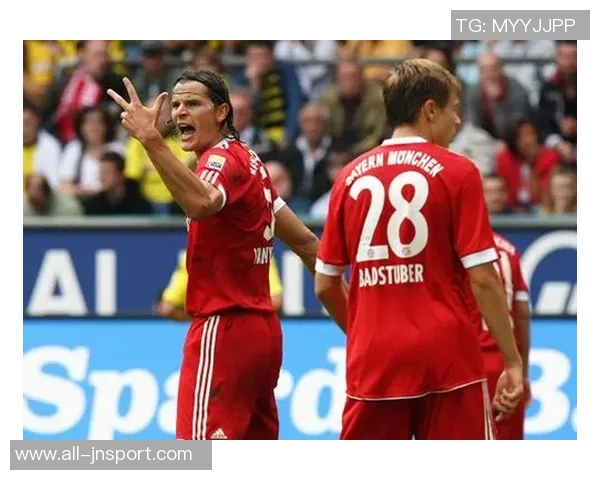 范比滕称赞拜仁阵容实力强大德甲冠军几乎在握